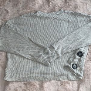 COZY GRAY LONG SLEEVE WITH BUTTONS